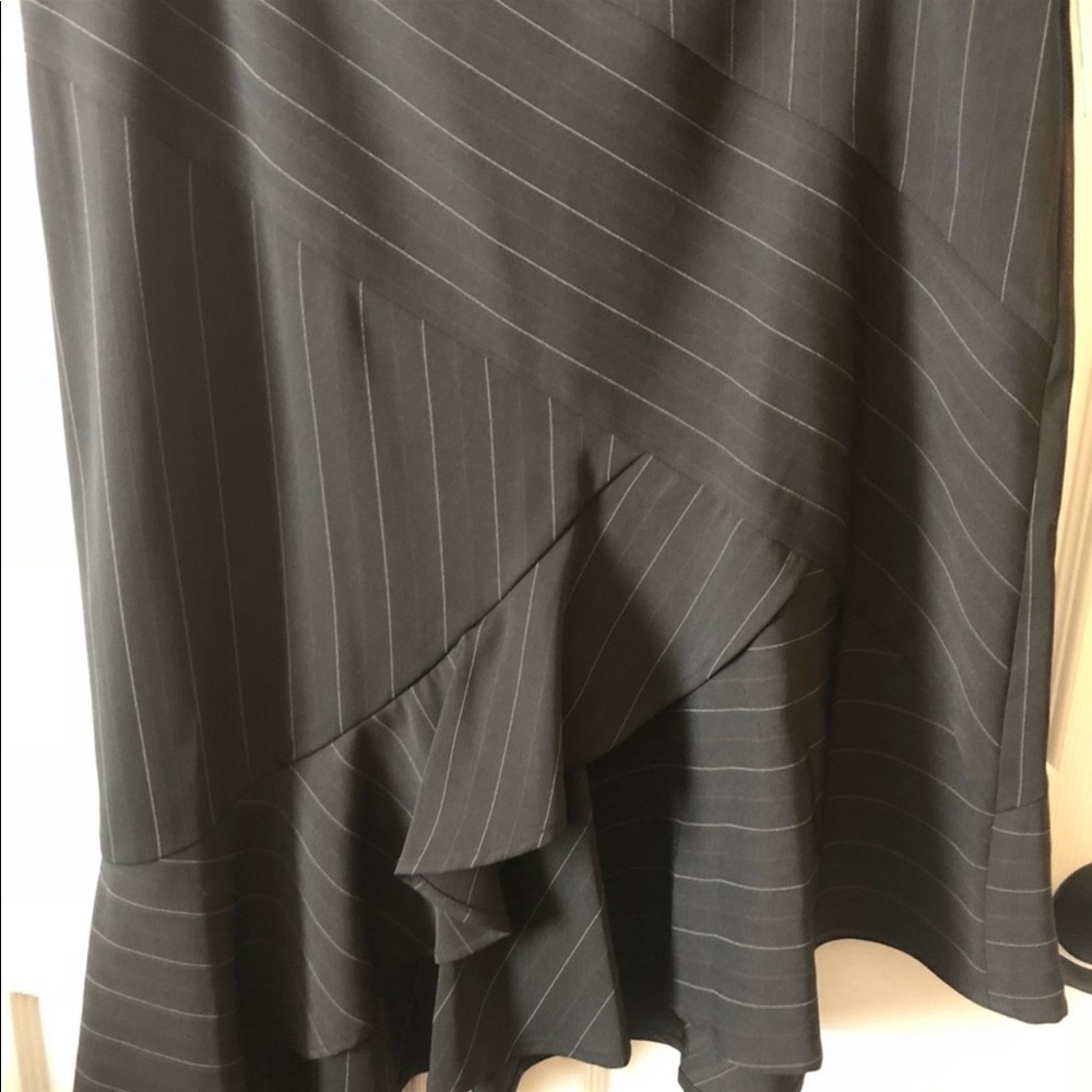 Bisou Bisou Asymmetrical Ruffle Skirt Size 12 NWT - Picture 4 of 9